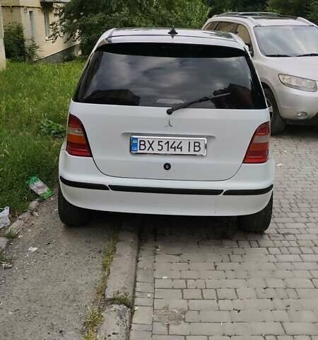 Білий Мерседес А клас, об'ємом двигуна 1.6 л та пробігом 280 тис. км за 2800 $, фото 1 на Automoto.ua