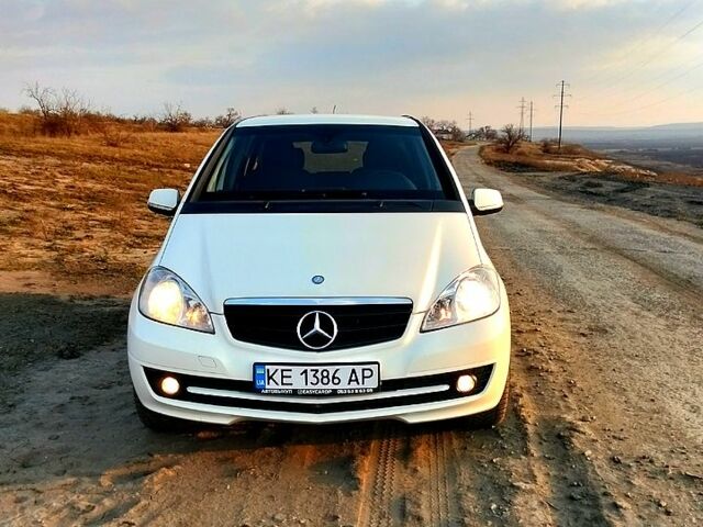 Білий Мерседес А клас, об'ємом двигуна 1.5 л та пробігом 240 тис. км за 4000 $, фото 1 на Automoto.ua