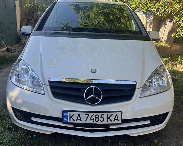 Білий Мерседес А клас, об'ємом двигуна 1.7 л та пробігом 92 тис. км за 6800 $, фото 1 на Automoto.ua