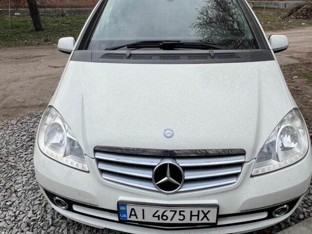 Білий Мерседес А клас, об'ємом двигуна 1.7 л та пробігом 200 тис. км за 6200 $, фото 1 на Automoto.ua