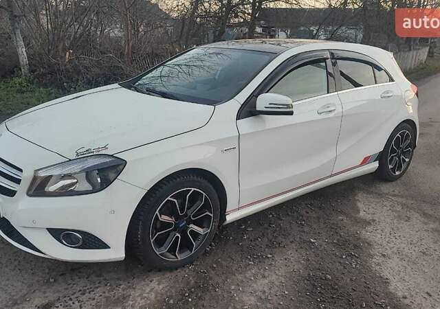 Белый Мерседес А класс, объемом двигателя 0 л и пробегом 167 тыс. км за 12500 $, фото 1 на Automoto.ua