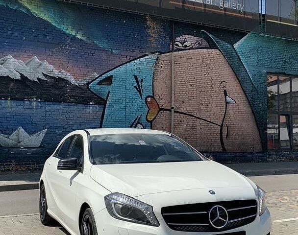 Білий Мерседес А клас, об'ємом двигуна 1.5 л та пробігом 165 тис. км за 16500 $, фото 1 на Automoto.ua
