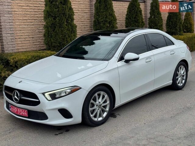 Белый Мерседес А класс, объемом двигателя 1.99 л и пробегом 120 тыс. км за 20100 $, фото 1 на Automoto.ua