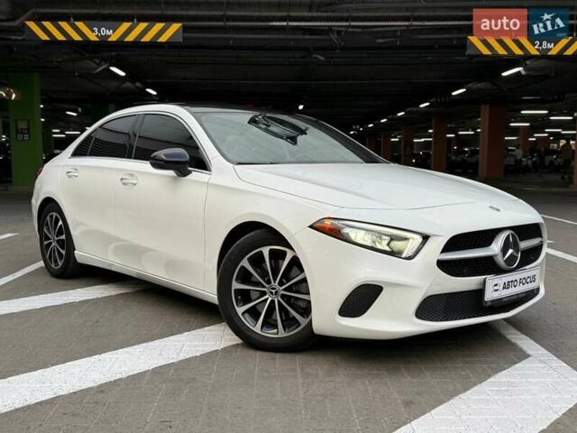 Белый Мерседес А класс, объемом двигателя 1.99 л и пробегом 42 тыс. км за 26990 $, фото 1 на Automoto.ua