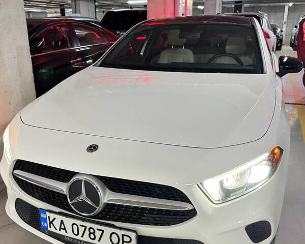 Білий Мерседес А клас, об'ємом двигуна 1.99 л та пробігом 40 тис. км за 28000 $, фото 1 на Automoto.ua