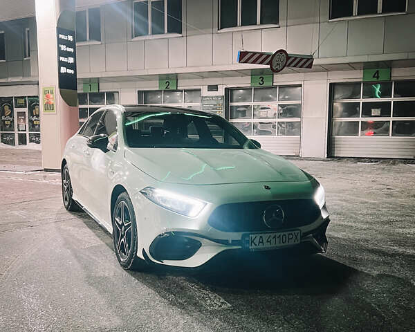 Білий Мерседес А клас, об'ємом двигуна 1.33 л та пробігом 77 тис. км за 28000 $, фото 1 на Automoto.ua