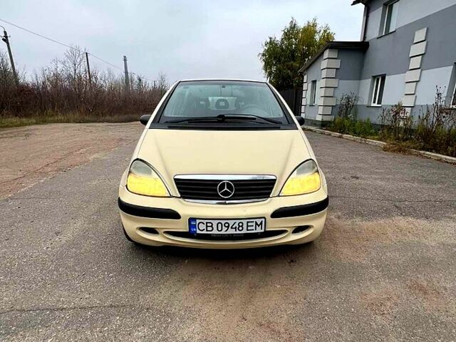Бежевый Мерседес А класс, объемом двигателя 1.7 л и пробегом 210 тыс. км за 3600 $, фото 1 на Automoto.ua