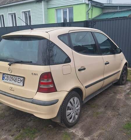 Мерседес А клас 2002 у Прилуках на Automoto.ua Бежевий Мерседес А клас, об'ємом двигуна 1.7 л та пробігом 300 тис. км за 3000 $, фото 1 на Automoto.ua