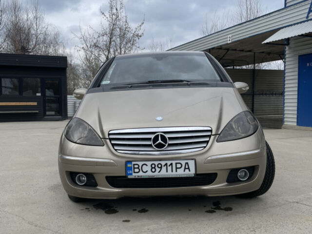 Бежевий Мерседес А клас, об'ємом двигуна 1.99 л та пробігом 288 тис. км за 5200 $, фото 1 на Automoto.ua