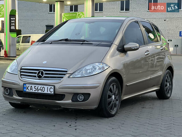 Мерседес А класс 2006 в Киеве на Automoto.ua Бежевый Мерседес А класс, объемом двигателя 1.5 л и пробегом 303 тыс. км за 4100 $, фото 1 на Automoto.ua