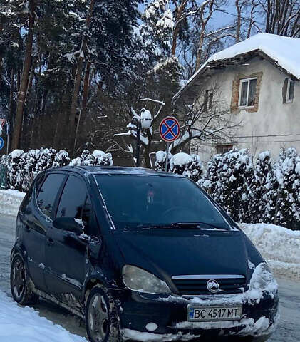 Черный Мерседес А класс, объемом двигателя 1.6 л и пробегом 243 тыс. км за 2550 $, фото 1 на Automoto.ua