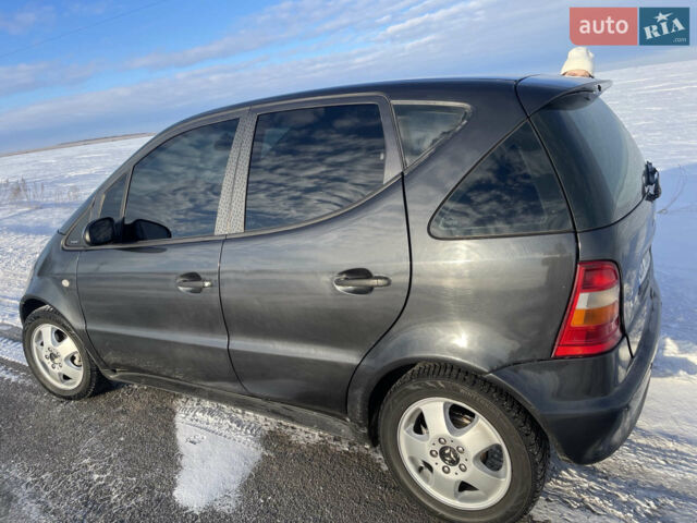 Чорний Мерседес А клас, об'ємом двигуна 1.6 л та пробігом 322 тис. км за 3300 $, фото 1 на Automoto.ua