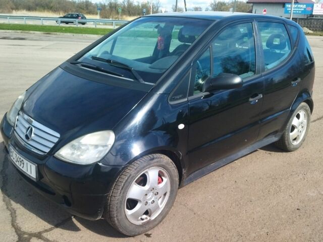 Черный Мерседес А класс, объемом двигателя 1.9 л и пробегом 212 тыс. км за 3999 $, фото 1 на Automoto.ua