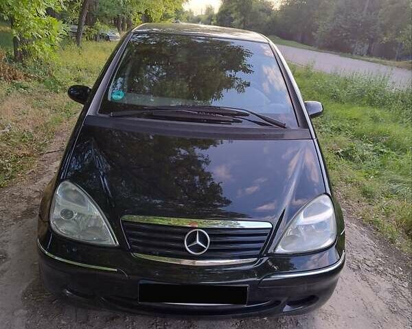 Черный Мерседес А класс, объемом двигателя 1.69 л и пробегом 229 тыс. км за 3700 $, фото 1 на Automoto.ua