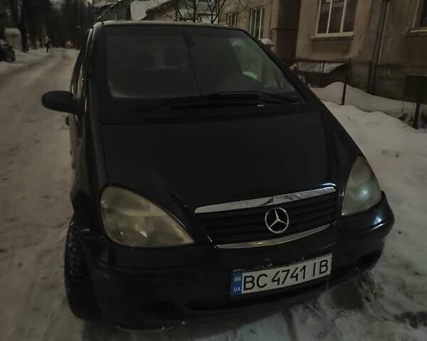 Черный Мерседес А класс, объемом двигателя 1.69 л и пробегом 338 тыс. км за 2350 $, фото 1 на Automoto.ua