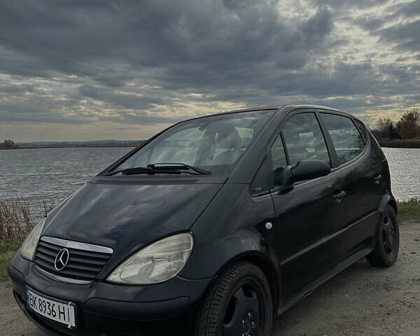 Чорний Мерседес А клас, об'ємом двигуна 1.4 л та пробігом 229 тис. км за 2650 $, фото 1 на Automoto.ua