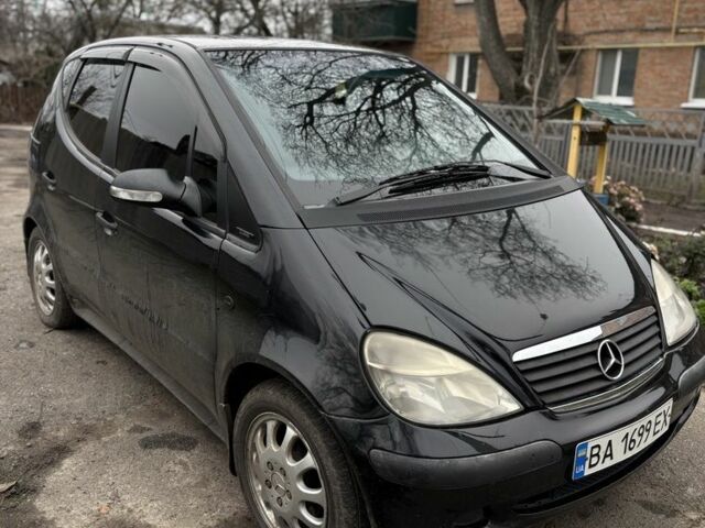 Чорний Мерседес А клас, об'ємом двигуна 1.7 л та пробігом 294 тис. км за 3750 $, фото 1 на Automoto.ua