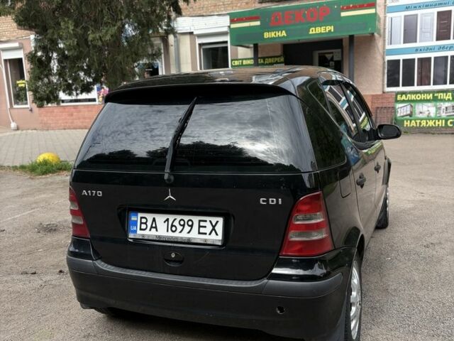 Чорний Мерседес А клас, об'ємом двигуна 1.7 л та пробігом 298 тис. км за 2600 $, фото 1 на Automoto.ua
