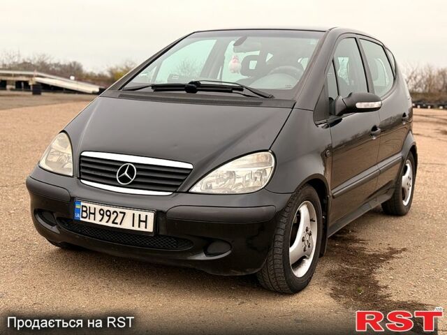 Чорний Мерседес А клас, об'ємом двигуна 1.7 л та пробігом 250 тис. км за 4800 $, фото 1 на Automoto.ua