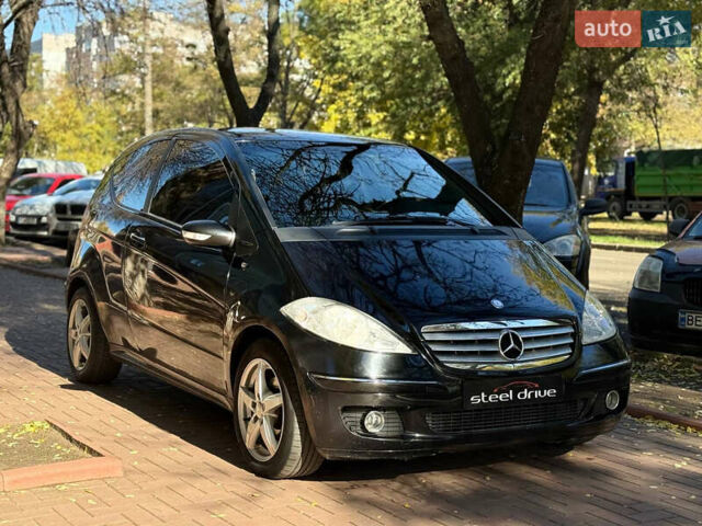 Черный Мерседес А класс, объемом двигателя 1.99 л и пробегом 271 тыс. км за 5299 $, фото 1 на Automoto.ua