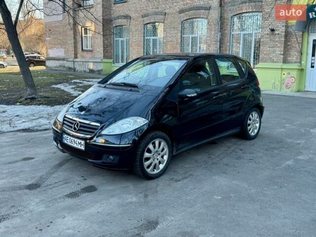 Чорний Мерседес А клас, об'ємом двигуна 2 л та пробігом 273 тис. км за 4450 $, фото 1 на Automoto.ua