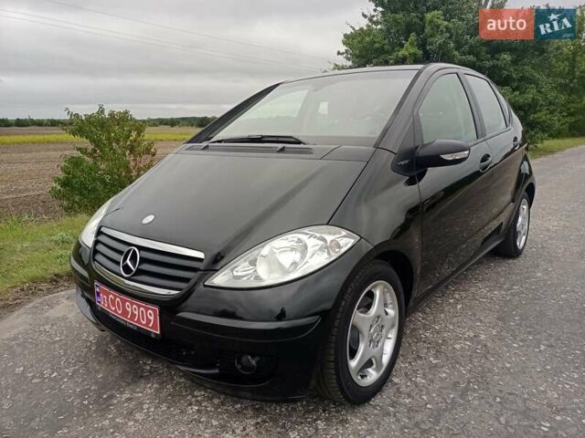 Черный Мерседес А класс, объемом двигателя 1.5 л и пробегом 203 тыс. км за 6250 $, фото 1 на Automoto.ua