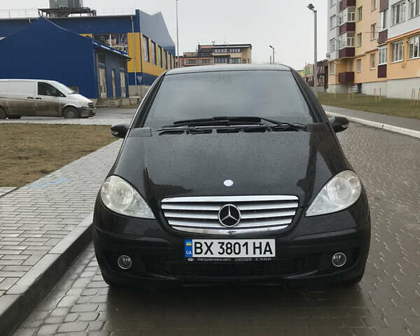 Черный Мерседес А класс, объемом двигателя 1.99 л и пробегом 303 тыс. км за 6500 $, фото 1 на Automoto.ua