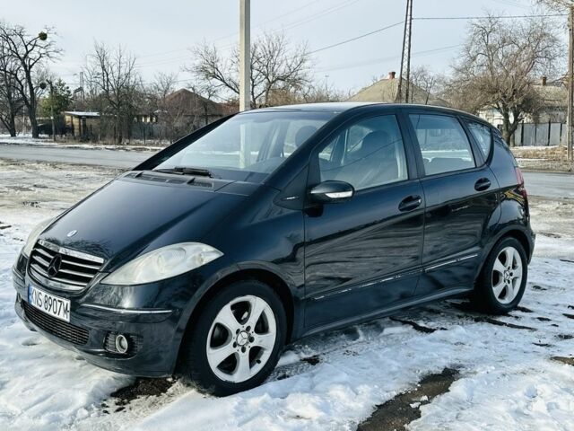 Черный Мерседес А класс, объемом двигателя 2 л и пробегом 250 тыс. км за 2450 $, фото 1 на Automoto.ua