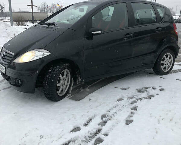 Чорний Мерседес А клас, об'ємом двигуна 1.5 л та пробігом 202 тис. км за 5500 $, фото 1 на Automoto.ua