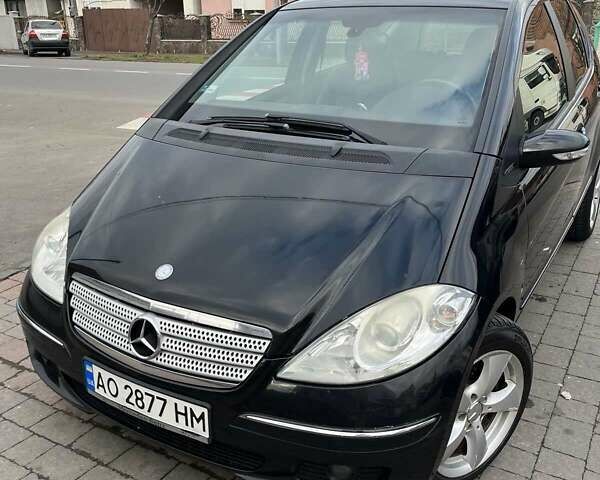 Черный Мерседес А класс, объемом двигателя 1.99 л и пробегом 367 тыс. км за 4900 $, фото 1 на Automoto.ua