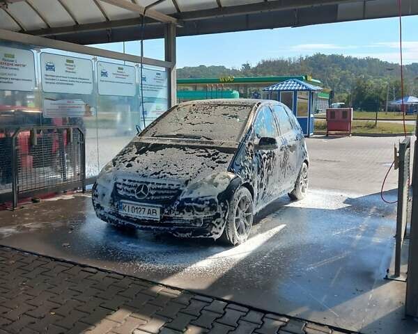 Черный Мерседес А класс, объемом двигателя 1.99 л и пробегом 224 тыс. км за 5700 $, фото 1 на Automoto.ua