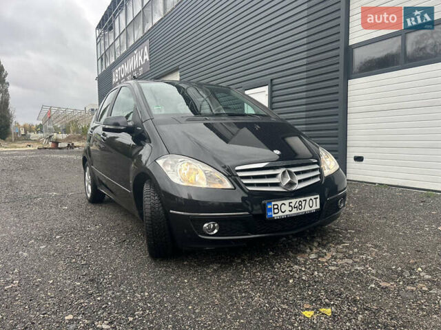 Чорний Мерседес А клас, об'ємом двигуна 2 л та пробігом 227 тис. км за 6200 $, фото 1 на Automoto.ua