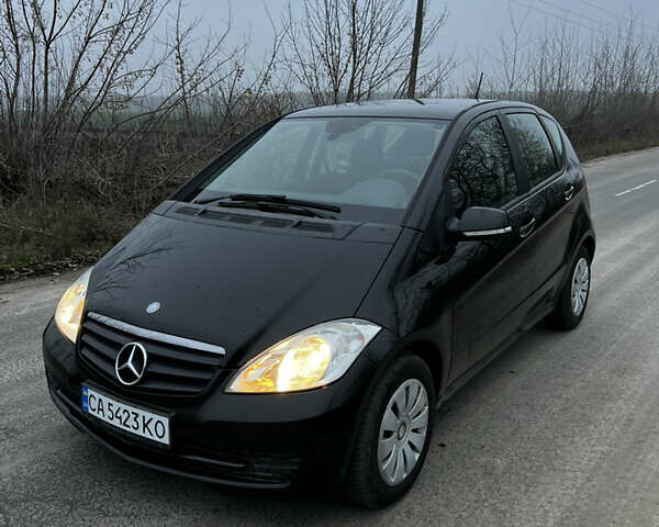 Черный Мерседес А класс, объемом двигателя 1.7 л и пробегом 91 тыс. км за 6700 $, фото 1 на Automoto.ua