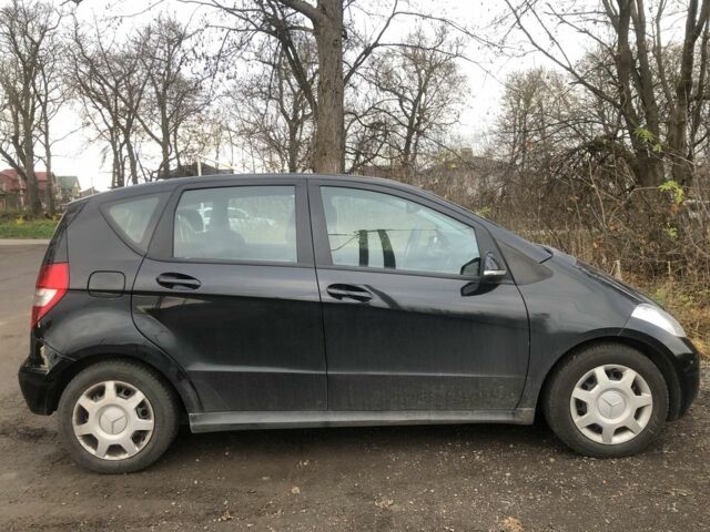 Чорний Мерседес А клас, об'ємом двигуна 0 л та пробігом 186 тис. км за 7230 $, фото 1 на Automoto.ua