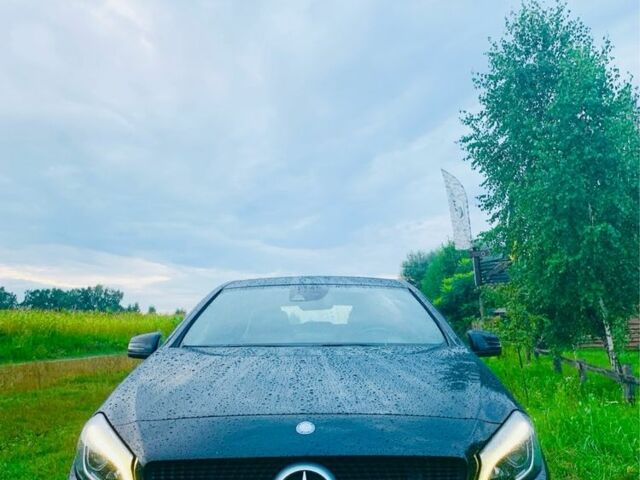 Черный Мерседес А класс, объемом двигателя 2.1 л и пробегом 115 тыс. км за 15000 $, фото 1 на Automoto.ua