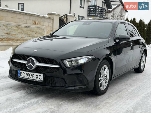 Черный Мерседес А класс, объемом двигателя 1.5 л и пробегом 270 тыс. км за 23900 $, фото 1 на Automoto.ua