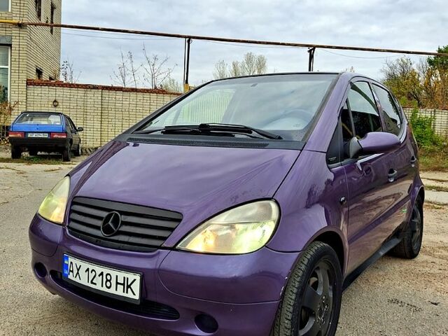 Фиолетовый Мерседес А класс, объемом двигателя 1.9 л и пробегом 316 тыс. км за 2400 $, фото 1 на Automoto.ua