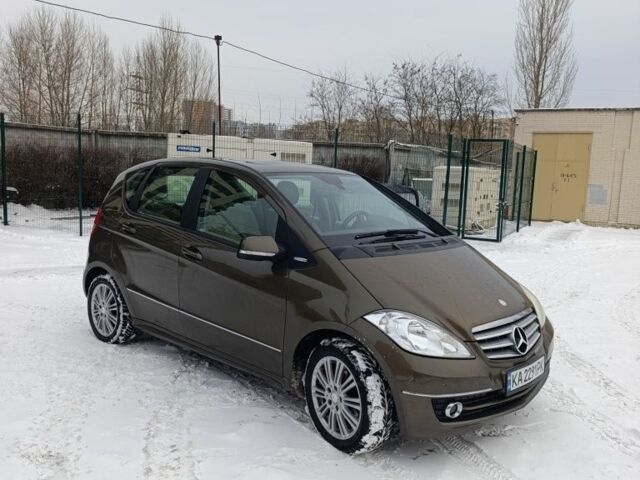 Коричневий Мерседес А клас, об'ємом двигуна 1.5 л та пробігом 299 тис. км за 6550 $, фото 1 на Automoto.ua