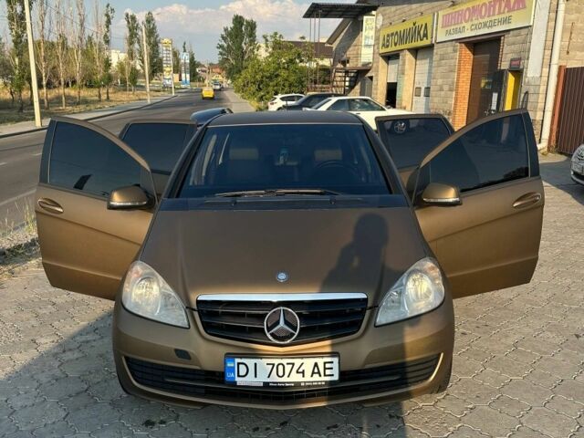 Коричневий Мерседес А клас, об'ємом двигуна 1.5 л та пробігом 390 тис. км за 4014 $, фото 1 на Automoto.ua