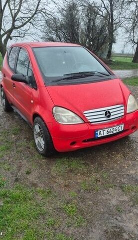 Червоний Мерседес А клас, об'ємом двигуна 1.6 л та пробігом 259 тис. км за 2500 $, фото 1 на Automoto.ua