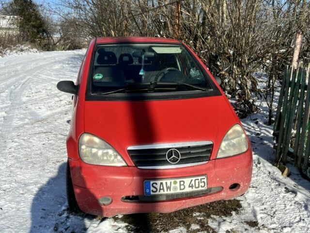 Червоний Мерседес А клас, об'ємом двигуна 1.4 л та пробігом 235 тис. км за 1399 $, фото 1 на Automoto.ua