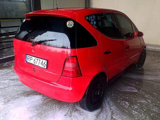 Червоний Мерседес А клас, об'ємом двигуна 1.4 л та пробігом 0 тис. км за 1200 $, фото 1 на Automoto.ua