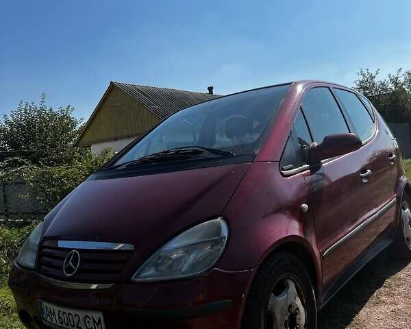 Красный Мерседес А класс, объемом двигателя 1.69 л и пробегом 250 тыс. км за 2300 $, фото 1 на Automoto.ua