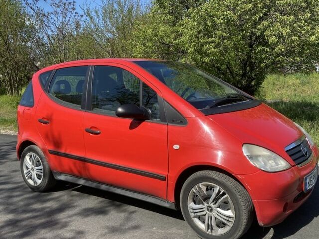 Червоний Мерседес А клас, об'ємом двигуна 1.7 л та пробігом 250 тис. км за 3500 $, фото 1 на Automoto.ua