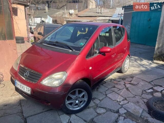 Красный Мерседес А класс, объемом двигателя 1.69 л и пробегом 250 тыс. км за 1800 $, фото 1 на Automoto.ua