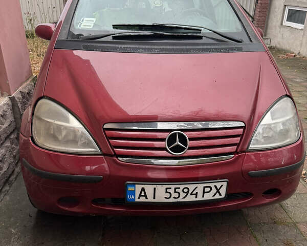 Красный Мерседес А класс, объемом двигателя 2 л и пробегом 211 тыс. км за 2200 $, фото 1 на Automoto.ua