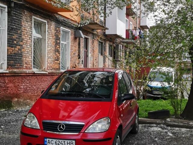 Красный Мерседес А класс, объемом двигателя 1.7 л и пробегом 262 тыс. км за 4500 $, фото 1 на Automoto.ua