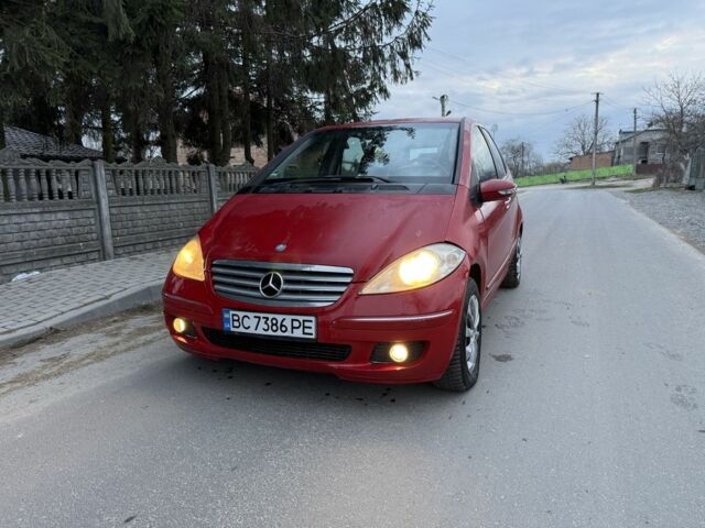 Червоний Мерседес А клас, об'ємом двигуна 1.5 л та пробігом 234 тис. км за 2400 $, фото 1 на Automoto.ua
