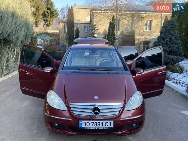 Червоний Мерседес А клас, об'ємом двигуна 2.04 л та пробігом 196 тис. км за 4800 $, фото 1 на Automoto.ua