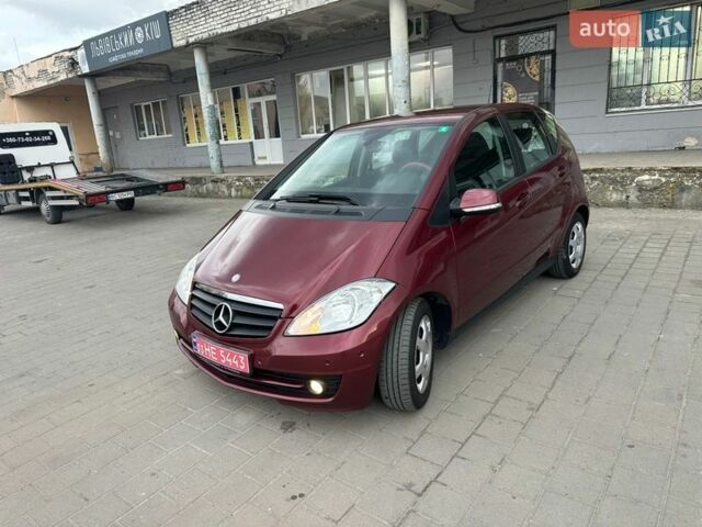 Красный Мерседес А класс, объемом двигателя 1.7 л и пробегом 207 тыс. км за 6450 $, фото 1 на Automoto.ua